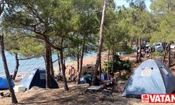 Mersin'in kamp alanlarında Kurban Bayramı tatili yoğunluğu