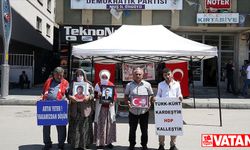 Muşlu aileler çocuklarına kavuşma ümidiyle HDP önündeki eylemlerini sürdürüyor