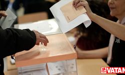 İspanya'da düzenlenen genel seçimlerde oy kullanma işlemi başladı