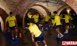 Fenerbahçe'nin yeni transferleri Umut Nayir ve Djiku, Rusya kampına katıldı