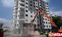 Osmaniye'deki ağır hasarlı binaların yıkımı 1,5 ay içinde tamamlanacak