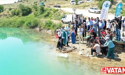 Eskişehir'in temsili "Nasreddin Hoca"sı göle maya çaldı