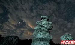 Perseid meteor yağmuru gökyüzünü aydınlattı