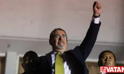 Bernardo Arévalo: Yolsuzluk karşıtı lider Guatemala seçimini kazandı