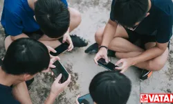 Çin, 18 yaş altı gençlerin telefonlarını günde en fazla iki saat kullanmasını sınırlamayı planlıyor