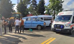 Ordu'da iki minibüsün çarpışması sonucu 20 kişi yaralandı
