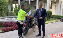 Bakan Yerlikaya, motosiklet sürücüsünü uyarı tarzıyla gündem olan polisi kabul etti