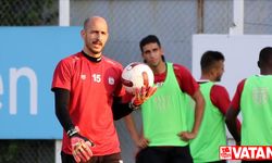 Sivasspor'un yeni file bekçisi Erhan Erentürk'ten taraftara mesaj