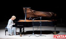 20. Uluslararası Gümüşlük Müzik Festivali Gülsin Onay konseriyle devam etti