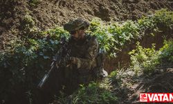 Ukrayna’da askerler, cepheye gitmeden önce yoğun eğitimden geçiriliyor