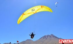 Yamaç Paraşütü Dünya Kupası'nda dünyanın gözü Hasan Dağı'nda