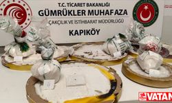 Kapıköy Gümrük Kapısı'nda duvar saatlerinin içinde 3,5 kilogram uyuşturucu ele geçirildi