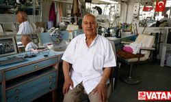 Elmalı'nın 66 yıllık "Yavuz berber"i mesleğini ilk günkü şevkle yapıyor