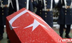 Şehit Piyade Sözleşmeli Er Selçuk'un Muş'taki ailesine şehadet haberi verildi