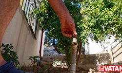 İzmir'de sürekli su kesintisi uygulanan mahallenin sakinleri çözüm bekliyor