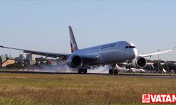 Avustralya'da hava yola şirketi Qantas, iptal edilen uçuşların biletlerini satmakla suçlanıyor