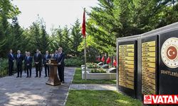 Dışişleri Bakanı Fidan, Dışişleri Şehitliği'ni ziyaret etti