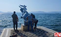 Hermias heykeli yeniden güllük halkıyla buluştu