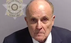 Trump'ın diğer sanıklarından Rudy Giuliani Georgia davasında suçsuz olduğunu iddia etti