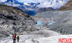 İsviçre'nin buzulları hızla küçülüyor