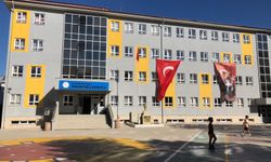 Şehit Öğretmen Mustafa Boz İlkokulu Avrupa'da