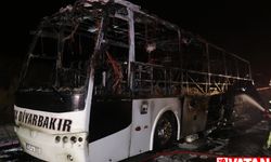 Osmaniye'de seyir halindeki yolcu otobüsü yandı