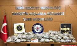 İzmir'de bir tırın yakıt deposunda 57 kilo 900 gram esrar ele geçirildi