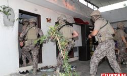 Mersin'de "dublör" kullanarak dolandırıcılık yaptıkları iddiasıyla 21 şüpheli yakalandı