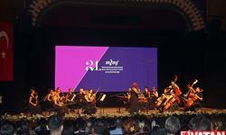 Güney Koreli sanatçı Soyoung Yoon, 21. Mersin Uluslararası Müzik Festivali'nde sahne aldı