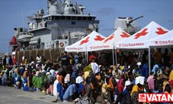 Göç akınına uğrayan Lampedusa'ya giden AB Komisyonu Başkanı, 10 maddelik eylem planı sundu