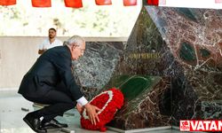 CHP Genel Başkanı Kılıçdaroğlu, Menderes ve Özal'ın anıt mezarlarını ziyaret etti