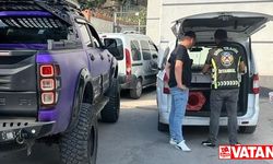 İstanbul'da düğün konvoyunda yolu kapatan 5 sürücü gözaltına alındı