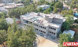 Kahramanmaraş'ta depremde yıkılan okullar hayırseverlerin desteğiyle yükseliyor