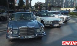 İstanbul'da klasik otomobil etkinliğiyle erkek sağlığına dikkati çektiler