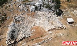 Muğla'daki Thera Antik Kenti'nin tiyatrosu gün yüzüne çıkarıldı