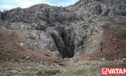 Mersin'de mağarada rahatsızlanan ABD'li dağcının tahliye çalışmaları devam ediyor