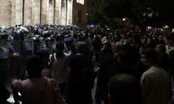 Ermenistan'da iktidarı zorla ele geçirme teşebbüsü ve Başbakan'a suikast iddiasıyla 8 kişi gözaltına alındı