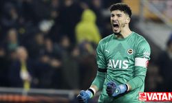 Kaleci Altay Bayındır, Manchester United'da