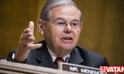 ABD Kongresinin önde gelen isimlerinden Bob Menendez'in başı altınlarla dertte