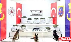 Diyarbakır'da 364 kilo 500 gram esrar, 150 bin kök skunk ele geçirildi