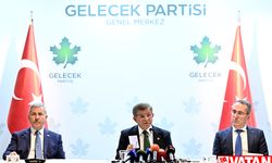 Gelecek Partisi Genel Başkanı Davutoğlu, gazetecilerle bir araya geldi