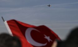 SOLOTÜRK'ten Anıtkabir üzerinde Cumhuriyet'in 100. yıl dönümüne özel uçuş gösterisi