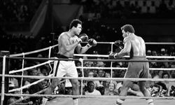Tarihte Bugün: Muhammad Ali'nin zaferi: "Ormanın gururu"