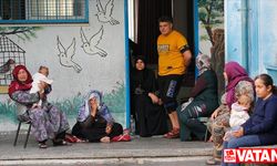 BM Filistinli Mültecilere Yardım Ajansı: Gazze'de yaklaşık 74 bin Filistinli okullarımıza sığındı