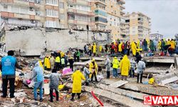 Depremde 77 kişinin yaşamını yitirdiği apartman onaylı projelere aykırı inşa edilmiş