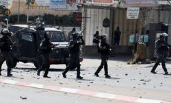 İsrail, Doğu Kudüs ve Batı Şeria'da 17'si kız öğrenci 78 Filistinliyi gözaltına aldı
