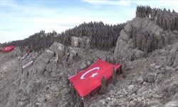 Mehmetçik Davraz Dağı’na 100’üncü Yıl Tırmanışı gerçekleştirdi