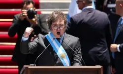 Javier Milei: Yeni başkan, Arjantin'e 'şok tedavisi' uygulanacağını söylüyor