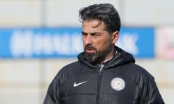 Çaykur Rizespor Teknik Direktörü İlhan Plaut: Galibiyet yaşattığımız için kutluyuz