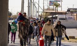 Göçmenler sınırı geçmeye devam ediyor